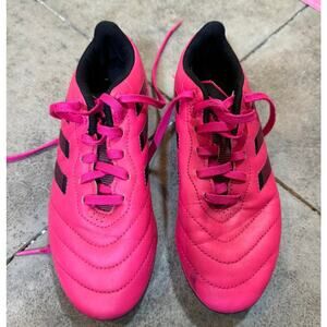 Adidas Youth Soccer Cleats – Pink Size 3.5Y Great Condition